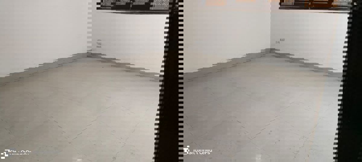 2 BHK + Pooja Room Apartment For Rent in RWA Apartments Sector 27