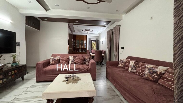 Living Room, arun-vihar-sector-37 2 Bedroom 1250 Sq.Ft. Apartment In Sector 37 Noida 9918974