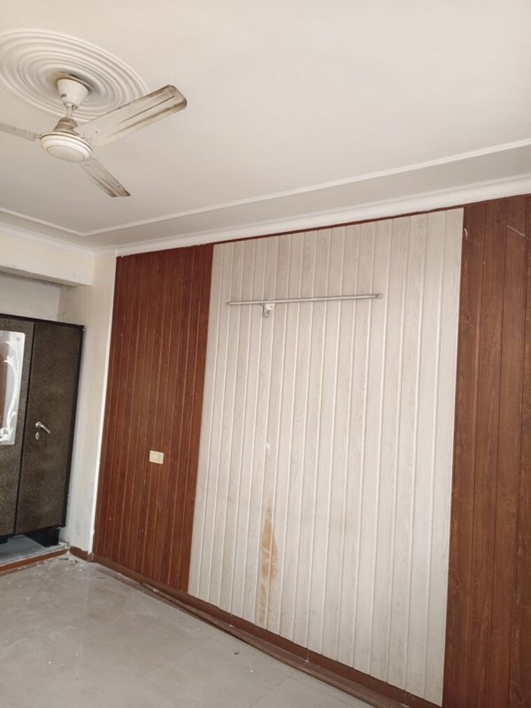 Room, ambala highway 3 Bedroom 1680 Sq.Ft. Apartment In Ambala Highway Zirakpur 9910961