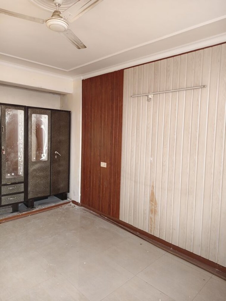 Room, ambala highway 3 Bedroom 1680 Sq.Ft. Apartment In Ambala Highway Zirakpur 9910961