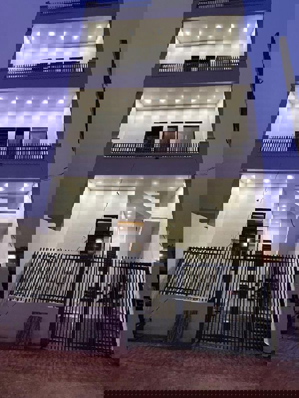 2 BHK + Study Room Builder Floor For Rent in Sector 115