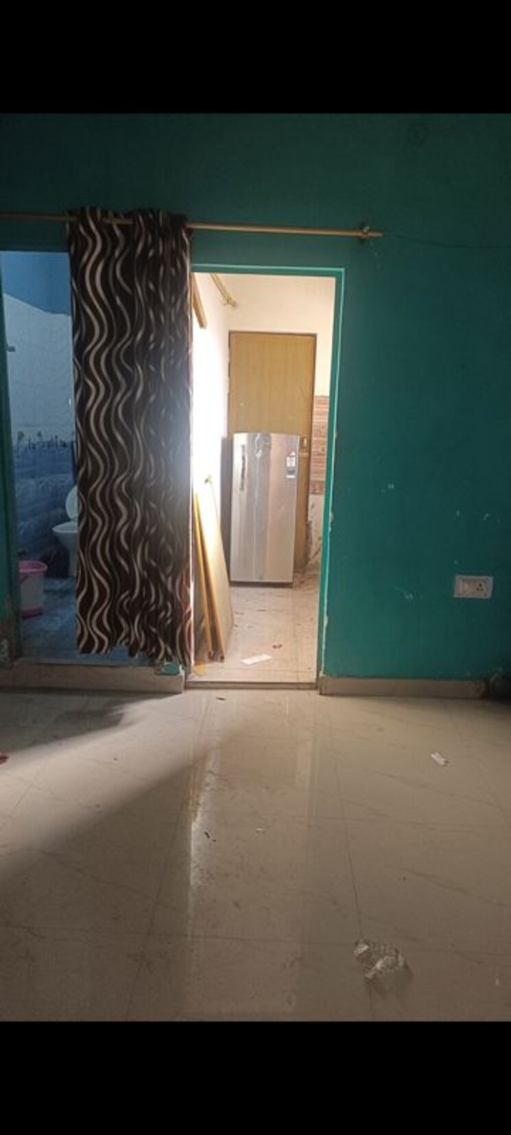 Balcony, indira nagar 1.5 Bedroom 700 Sq.Ft. Builder Floor In Indira Nagar Lucknow 9919000