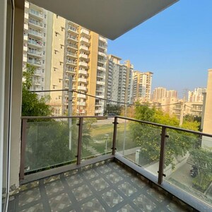 3 BHK Builder Floor – Exterior View View at BPTP Amstoria, Sector 102 - for Rent