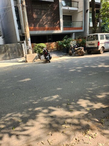 6+ BHK Independent House – Exterior View View at Meera Bagh - for Sale