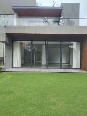 6+ BHK Villa For Sale in Asola