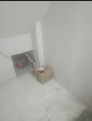 Living Room in 1 BHK Independent House at Aliganj – for Rent