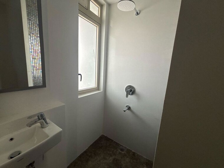 Washroom, lodha-the-park 3 Bedroom 1193 Sq.Ft. Apartment In Worli Mumbai 9919059