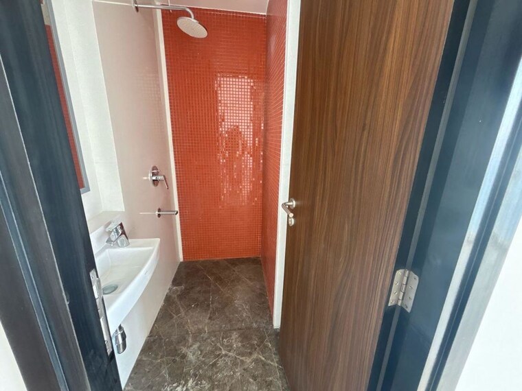 Bathroom, lodha-the-park 3 Bedroom 1193 Sq.Ft. Apartment In Worli Mumbai 9919059