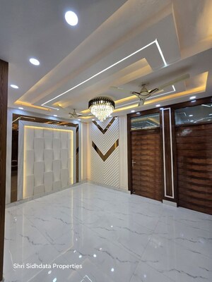 3 BHK Builder Floor For Sale in Karol Bagh