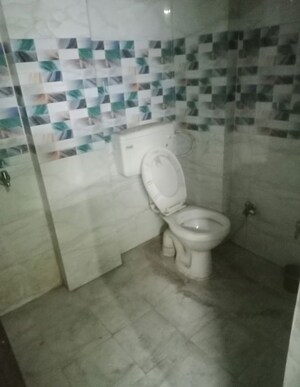 1 BHK Villa For Rent in Aliganj