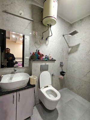 Bathroom in 3 BHK Builder Floor at Jal Vihar Colony, Sector 46 – for Rent