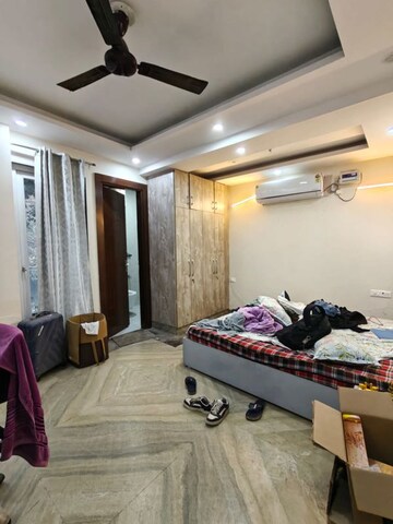 Bedroom in 3 BHK Builder Floor at Jal Vihar Colony, Sector 46 – for Rent