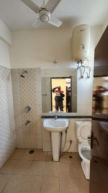 Bathroom in 3 BHK Apartment at Ansal Housing Woodbury, Patiala Road – for Rent