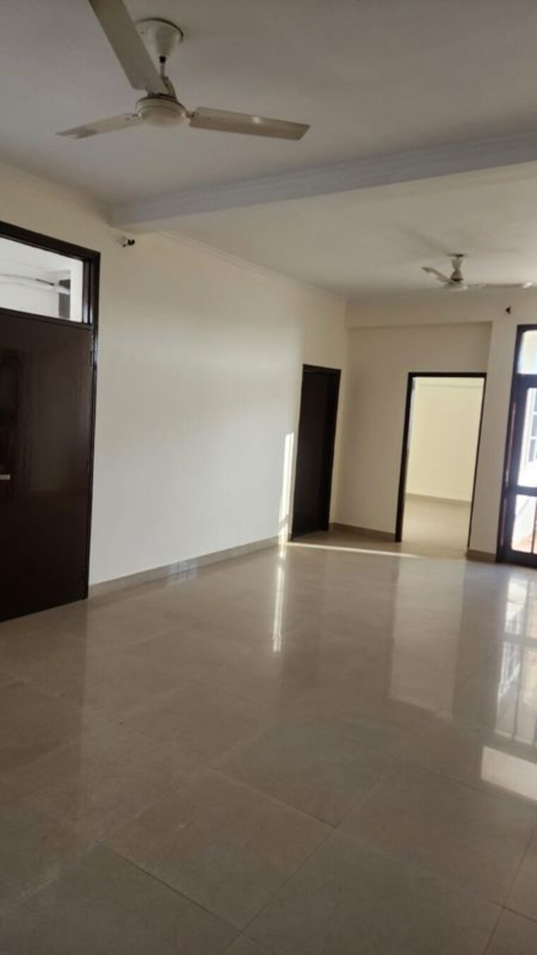 Room, ansal-housing-woodbury 3 Bedroom 1755 Sq.Ft. Apartment In Patiala Road Zirakpur 9918376
