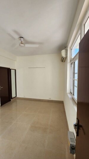 Room in 3 BHK Apartment at Ansal Housing Woodbury, Patiala Road – for Rent
