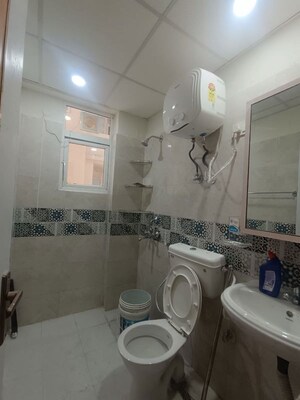 Bathroom in 3 BHK Builder Floor at Ardee City, Sector 52 – for Rent