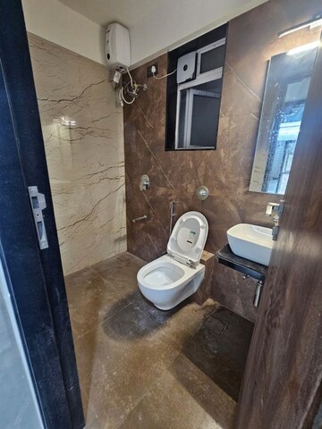 Attached Bathroom in 2 BHK Apartment at Sanghvi Infenia, Santacruz East – for Rent