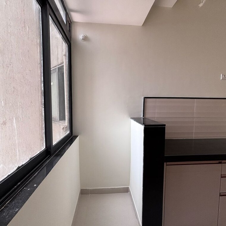 Kitchen, dynamix-divum 2 Bedroom 757 Sq.Ft. Apartment In Riddhi Gardens Mumbai 9919107