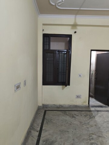 Room in 2 BHK Independent House at Alpha Ii Greater Noida – for Sale