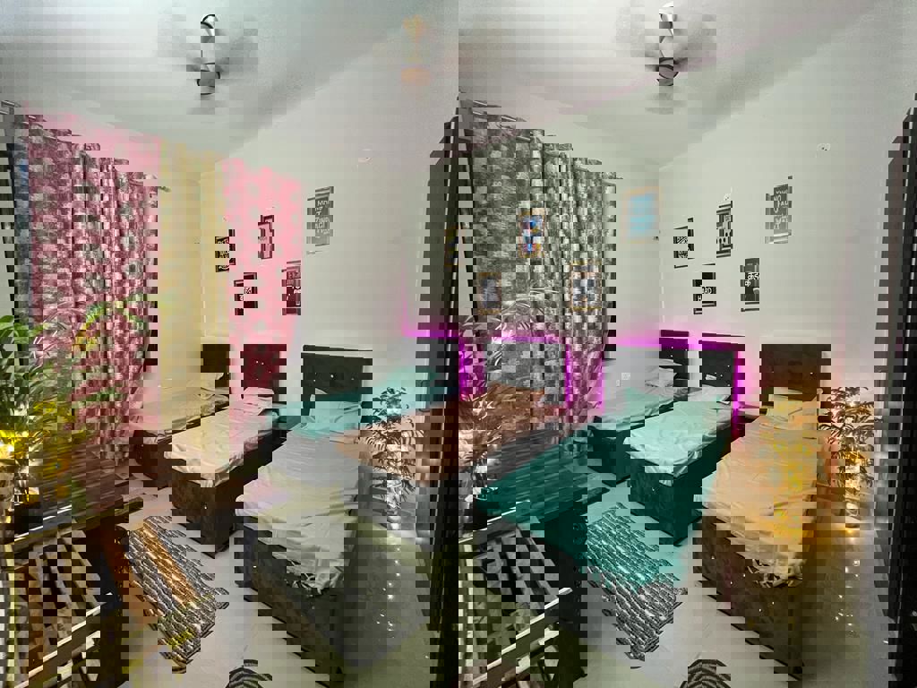 Pg For Rent in Sector 121