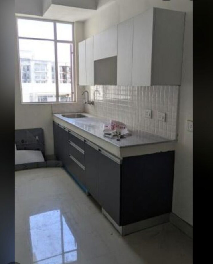 Kitchen, suncity-avenue-102 2 Bedroom 650 Sq.Ft. Apartment In Sector 102 Gurgaon 9919136