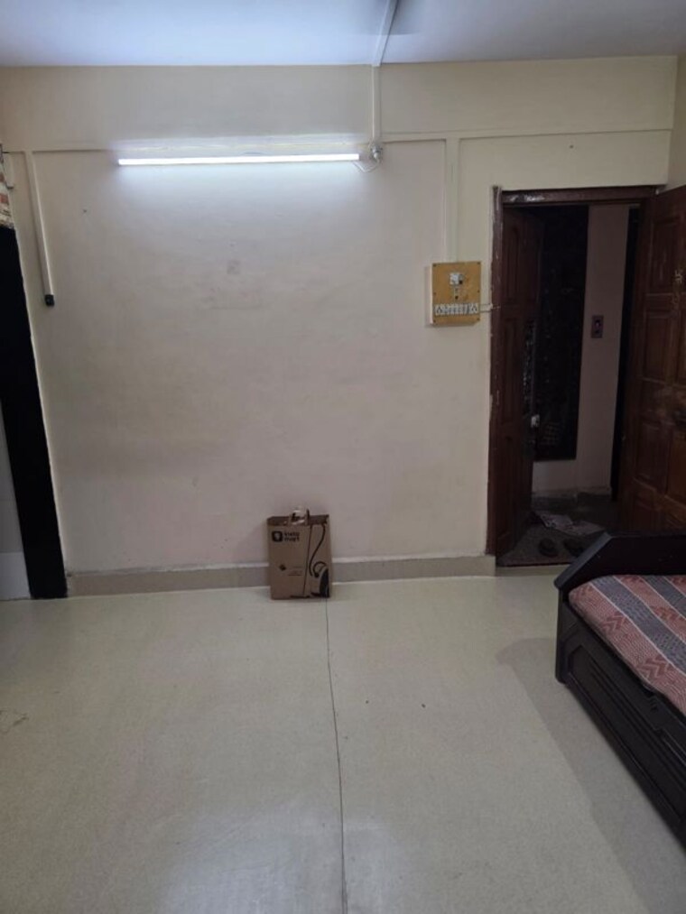 Room, andheri east 1 RK 340 Sq.Ft. Apartment In Andheri East Mumbai 9878529