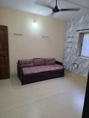 1 RK Apartment For Rent in Andheri East