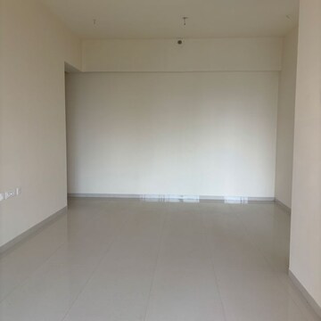 Room in 2 BHK Apartment at Prestige Siesta, Ghati Pada – for Rent