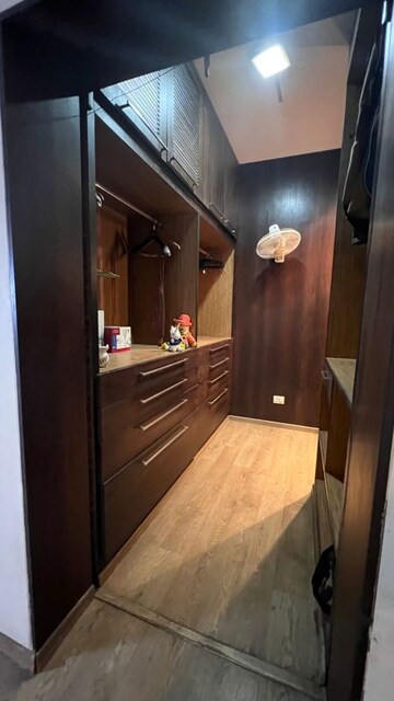 Bedroom in 4 BHK Villa at Sushant Lok 3, Sector 57 – for Sale