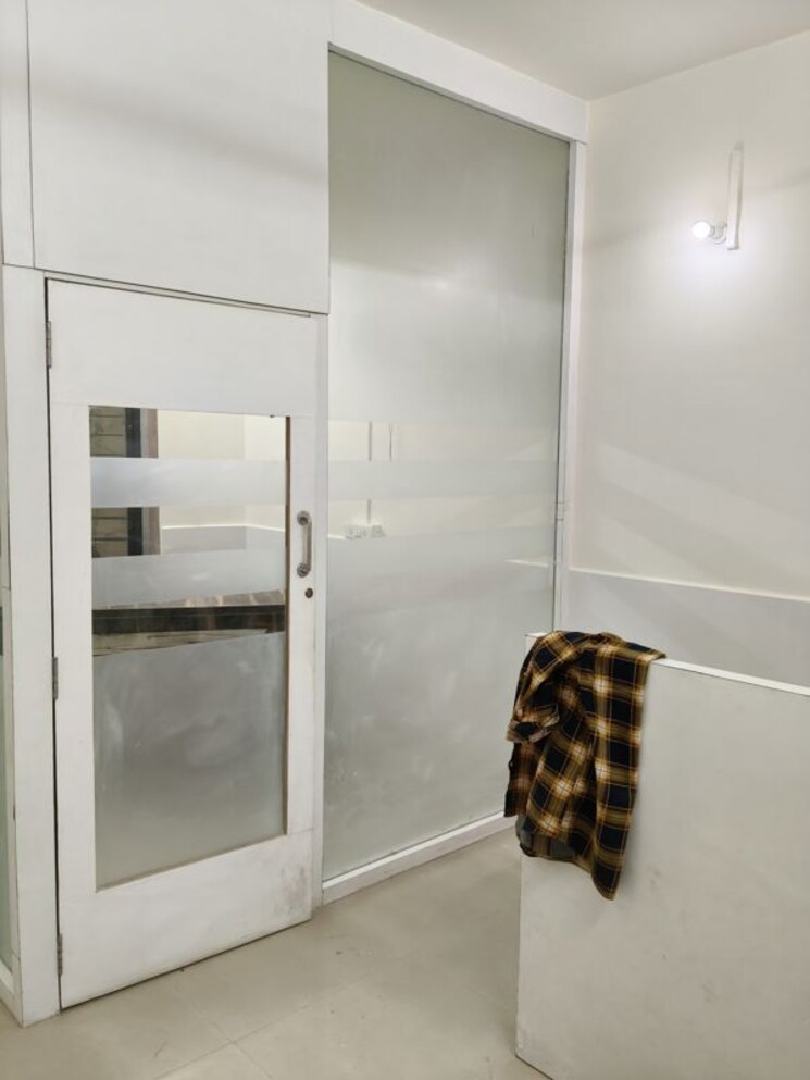 Bathroom, js-bal-ganesh-tower Commercial Office Space 450 Sq.Ft. In Naupada Thane 9919182