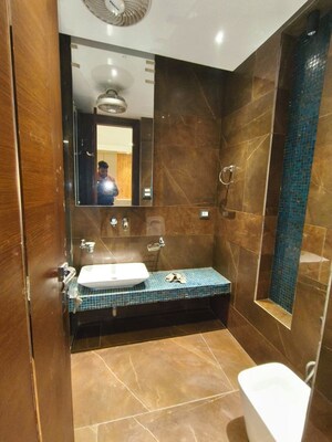 Furnished Amenities in 3 BHK Builder Floor at Kalkaji – for Rent