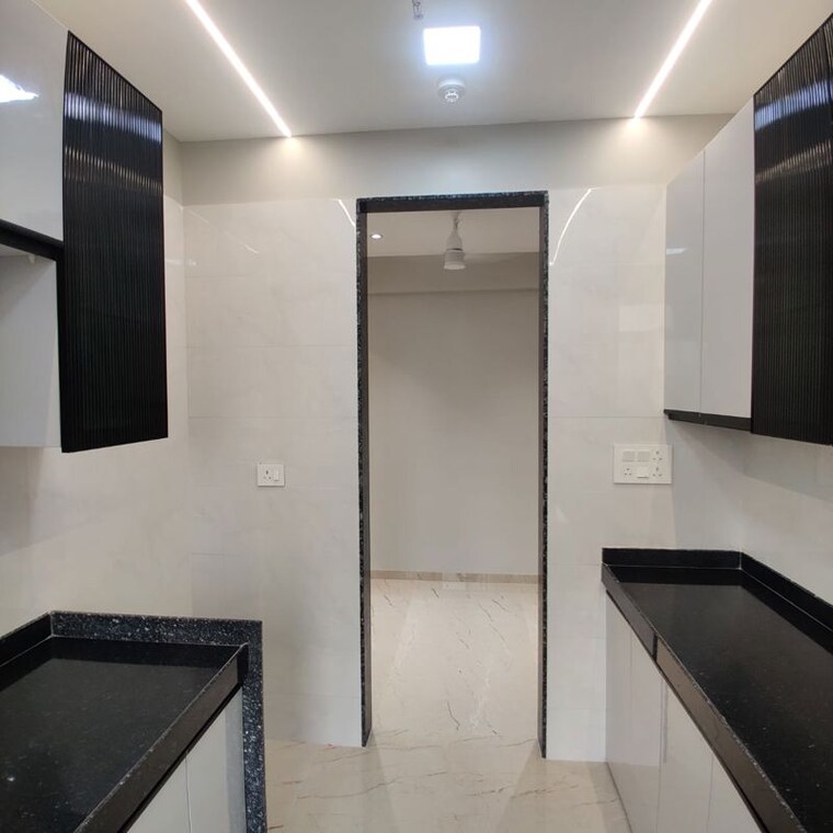 Kitchen, chandak-34-park-estate 2.5 Bedroom 680 Sq.Ft. Apartment In Goregaon West Mumbai 9919241