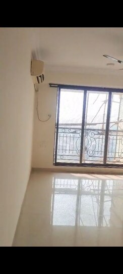 3 BHK Apartment For Rent in Supreme Lake Homes