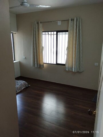 Room in 2 BHK Apartment at Thaltej – for Sale