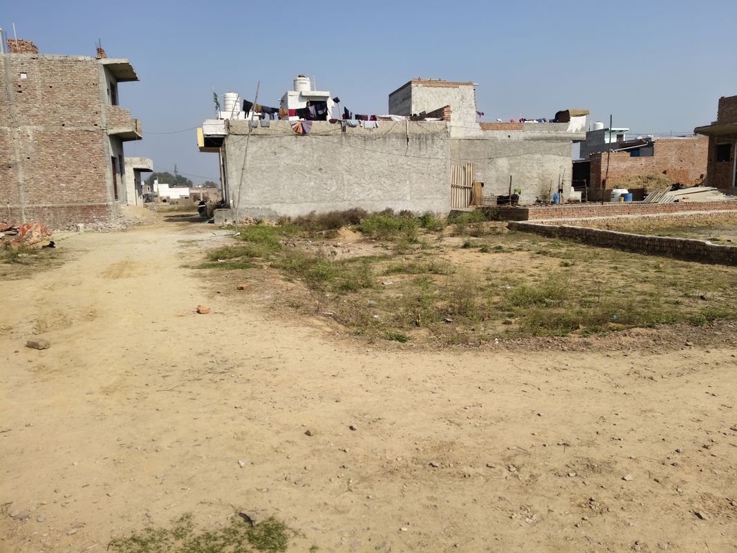 Plot For Sale in Bhopani