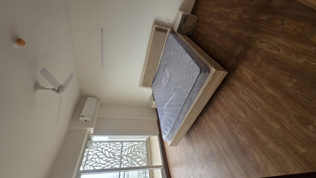 4 BHK + Servant Room Apartment For Rent in Godrej Golf Links Exquisite