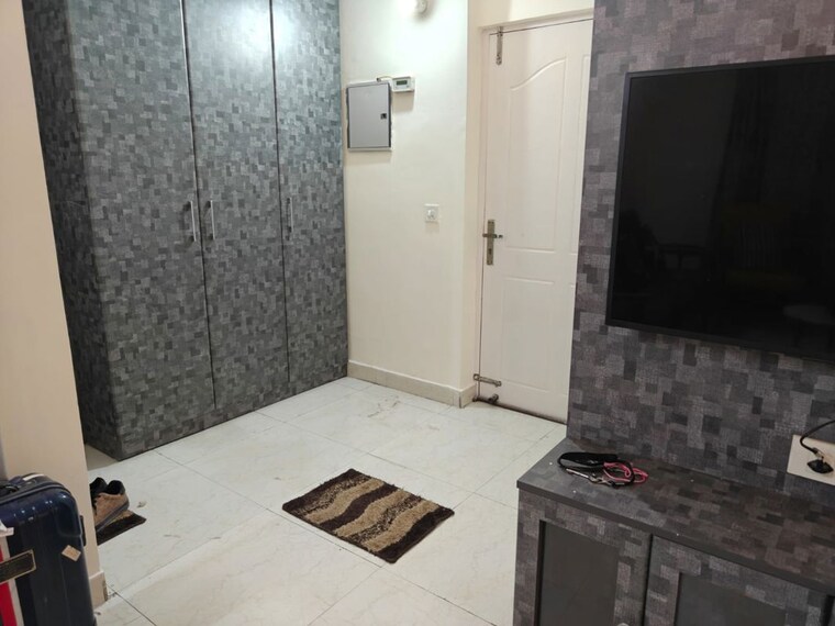 Bathroom, amrapali-crystal-homes 3 Bedroom 1375 Sq.Ft. Apartment In Sector 76 Noida 9919321