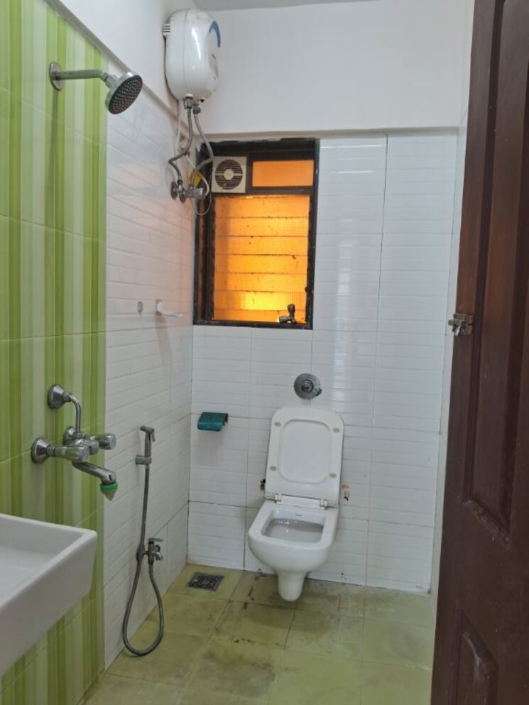 Bathroom, sanghvi-heights 2 Bedroom 636 Sq.Ft. Apartment In Wadala Mumbai 9919326