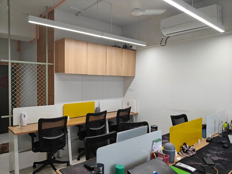 Team Area, gota Commercial Office Space 658 Sq.Ft. In Gota Ahmedabad 9919354