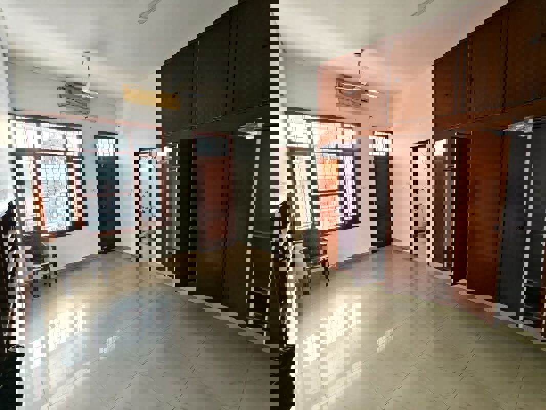 3 BHK + Pooja Room Independent House For Rent in Sector 8