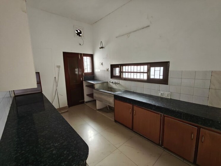 Kitchen, sector 8 3 Bedroom 3300 Sq.Ft. Independent House In Sector 8 Panchkula 9919347