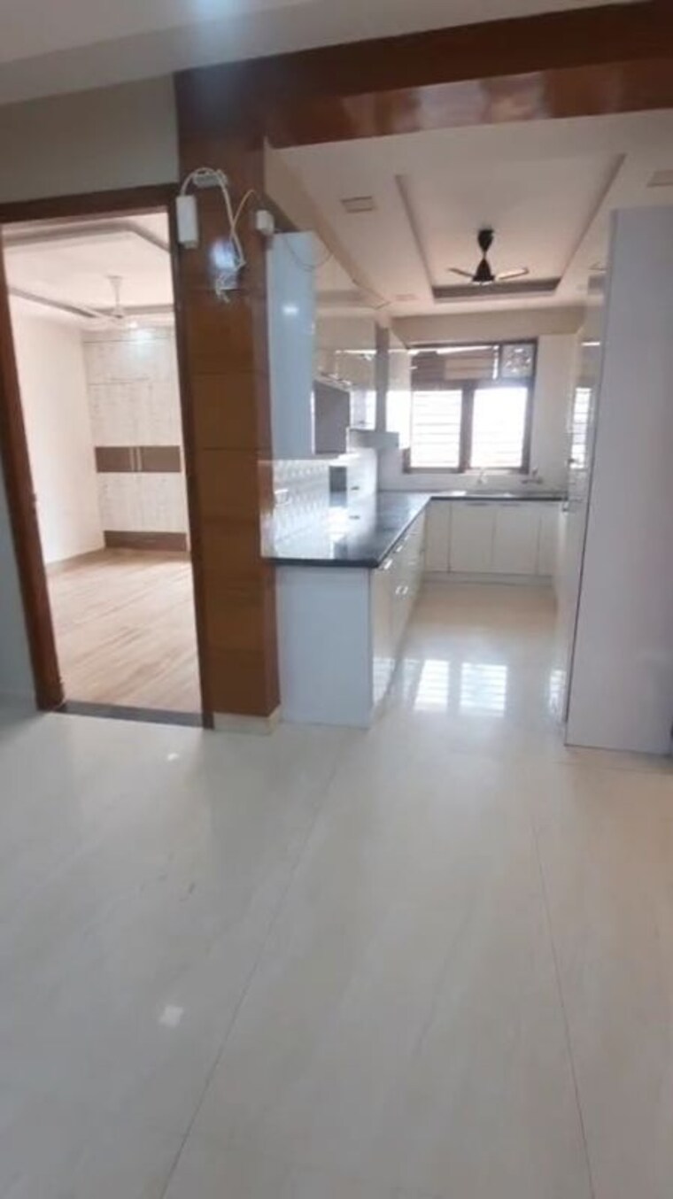 Room, bp-homes 3 Bedroom 250 Sq.Yd. Builder Floor In Sector 85 Faridabad 9348049