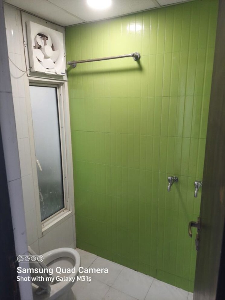 Bathroom, supertech-cape-town 4 Bedroom 2385 Sq.Ft. Apartment In Sector 74 Noida 9919387