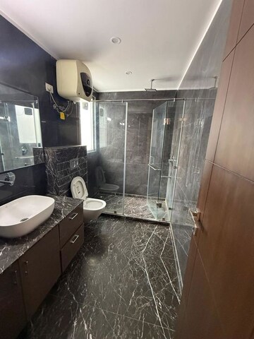 Bathroom in  Builder Floor at Dlf City Phase 3 – for Rent