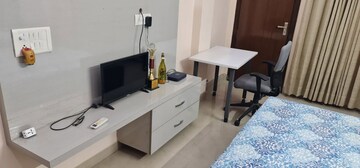 Master Bedroom in 3 BHK Builder Floor at Ansal Sushant Apartments, Sushant Lok I – for Sale