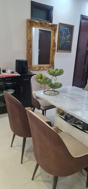 Master Bedroom in 3 BHK Builder Floor at Ansal Sushant Apartments, Sushant Lok I – for Sale