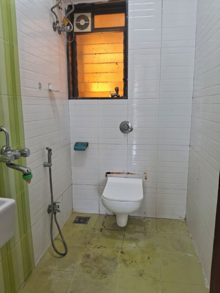 Bathroom, sanghvi-heights 3 Bedroom 888 Sq.Ft. Apartment In Wadala Mumbai 9919403