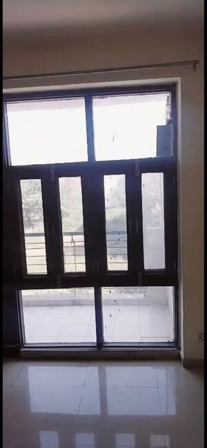 Kitchen in 3 BHK Apartment at Omaxe Heights, Sector 86 – for Rent