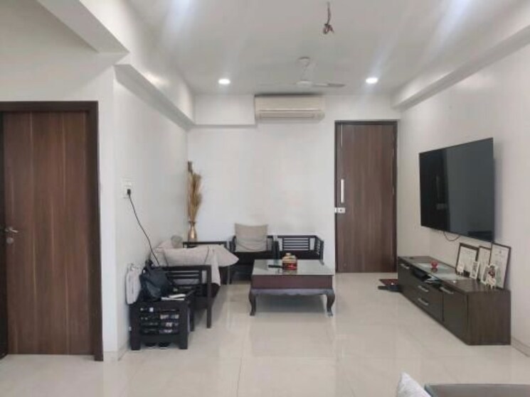 Living Room, lodha-venezia 2 Bedroom 850 Sq.Ft. Apartment In Parel Mumbai 9919412