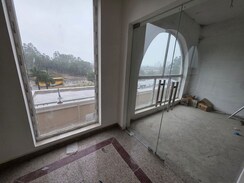 Showroom For Sale in Ambika Florence Park